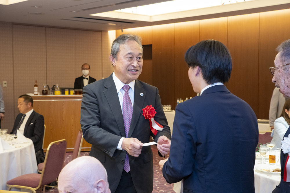第1回優秀論文表彰「伏見博明賞」表彰式・祝賀会